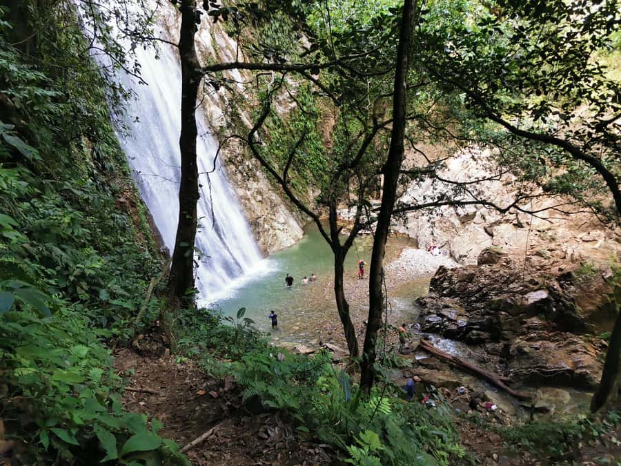 1-Day Trip from Medellín: Paragliding & Swim in Waterfall - Swimming beneath the waterfall