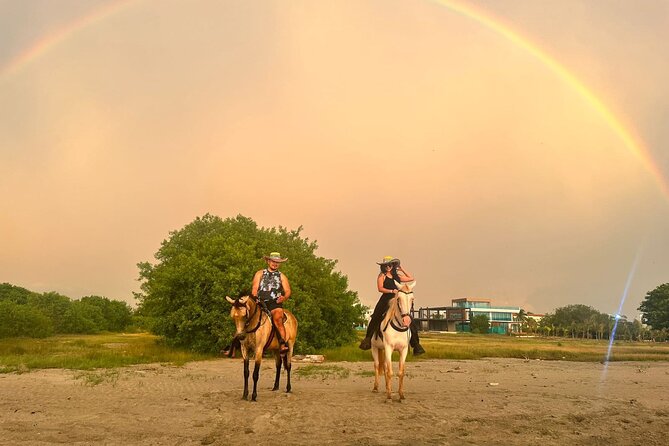 1-hour horseback ride on the beaches of Manzanillo del Mar - Leaving Cartagena for Manzanillo del Mar