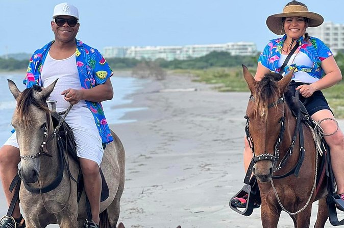 1-hour horseback ride on the beaches of Manzanillo del Mar - What the two-hour schedule really means