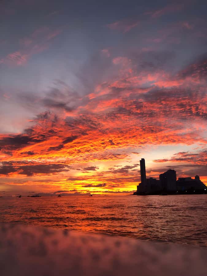 2-hour tour in Cartagena Sunset View in party boat - A Good Choice for Solo Travelers and Friend Groups