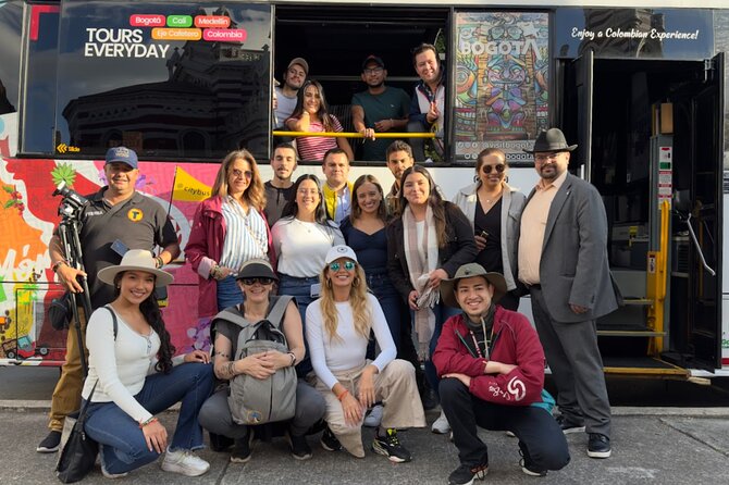 3-in-1 Panoramic city tour with walking tour and experiences - Starting at Parque de la 93