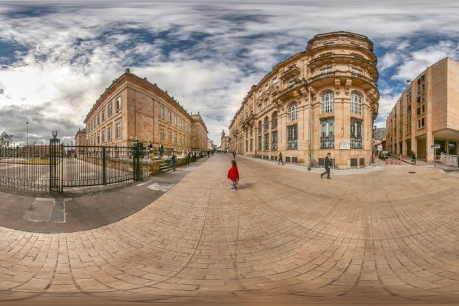 3h 30 -Hour StopOver—Walking Tour: Bogota Historical Center - Starting at Parche Cachaco Tours