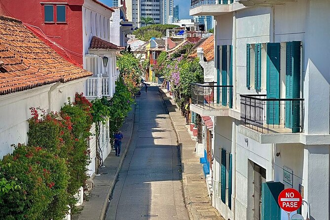 4-Hour Tour of the Best of Cartagena - The commercial stops that can change the day