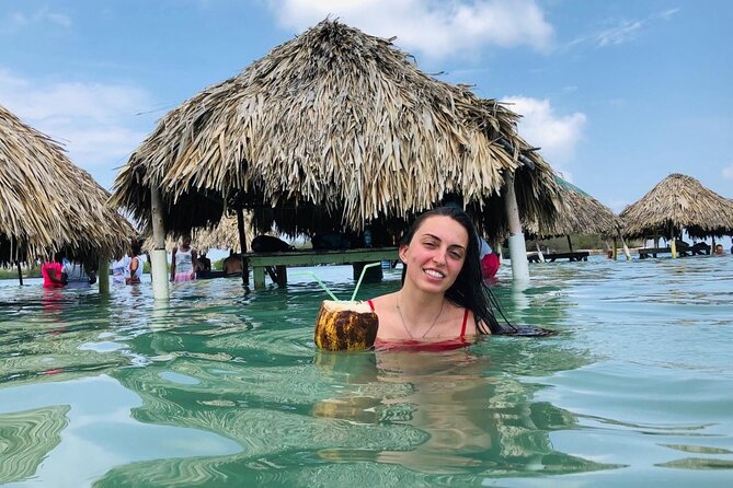 4 islands - Barú, Cholón, and the seafood stops