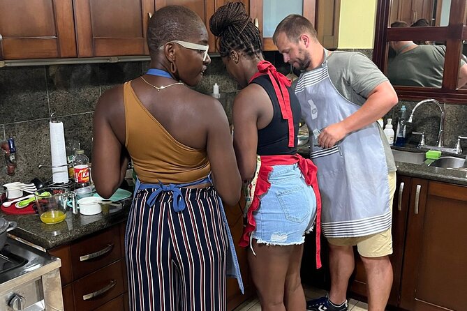 4h Cooking Class in Cartagena with 10 Recipes & Bottomless Drinks - What the $85 price includes in real value