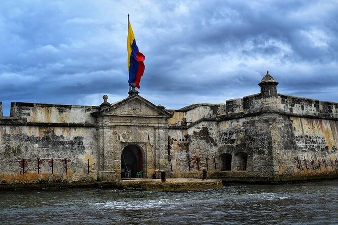 5-Island Speedboat Tour in Cartagena and the Rosario Islands - Bocachica and the forts of Tierra Bomba