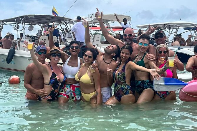 5 Islands Tour from Cartagena Including Snorkeling and Lunch - A long morning begins in central Cartagena