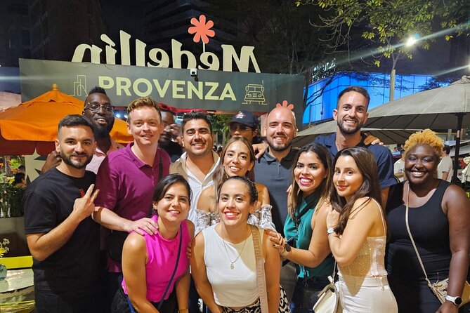 A night in Medellin with Rooftops and Nightclubs of El Poblado - Miranda ends the night with shows and DJs