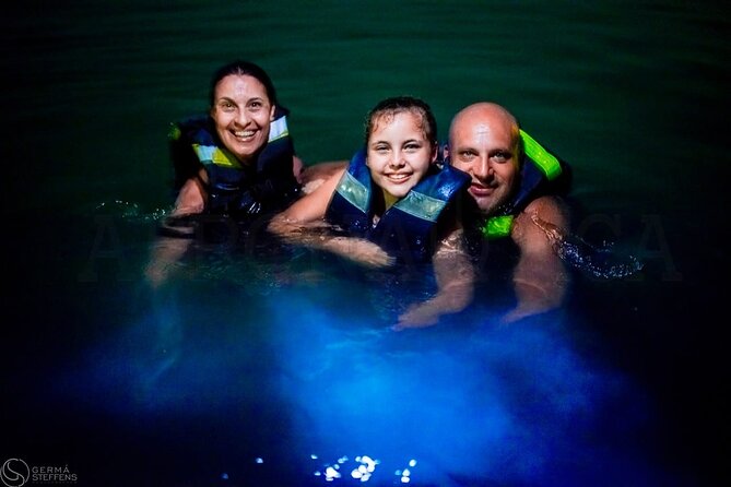 Adventure full day Isla Barú + Mangroves + Snorkel + bioluminescent plankton - The mangrove boat ride and short fish stop