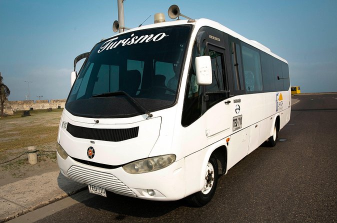 Airport Air Conditioning Bus transfer - The drivers: safety, commentary, and communication