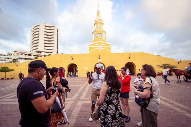 All-inclusive Private Tour in Cartagena - San Felipe Fortress: tunnels, cannons, and military planning
