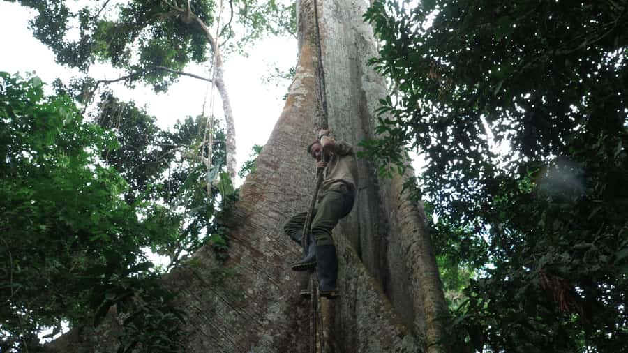 Amazonas Extreme - Leaving Leticia for the first jungle trail