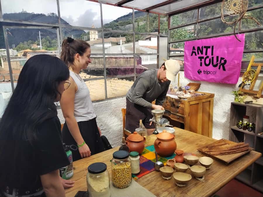 Anti tour Medellin - Why this is not a standard Medellín city tour