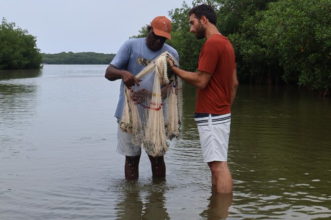 Artisanal Fishing of Crabs and Fish in Mangroves with Natives - Pickup, timing, and practical planning