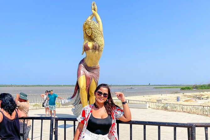 Barranquilla + Puerto Colombia city tour - Loma de Arena starts the coastal food trail