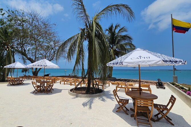 Beach Club Capri At Rosario Islands Italian Vibes - The 45-minute boat ride to Isla Grande