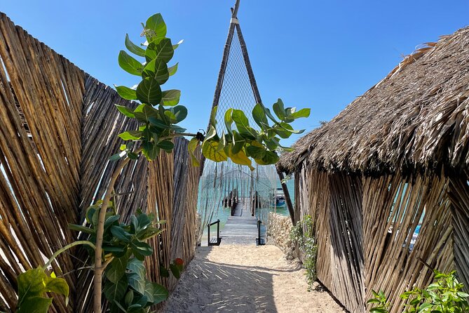 Beach front disconnection (yoga, meditation & massage included.) - Reaching Namaste from Hospital Castillogrande