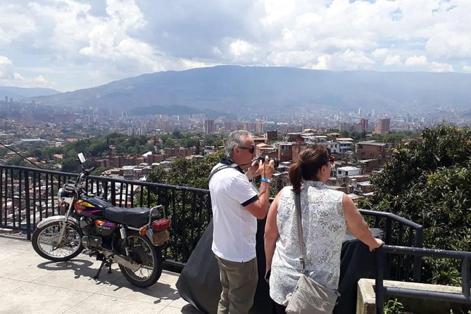 Best Full Day Private Medellin City Tour and Botero´s Plaza - What the private format is really worth