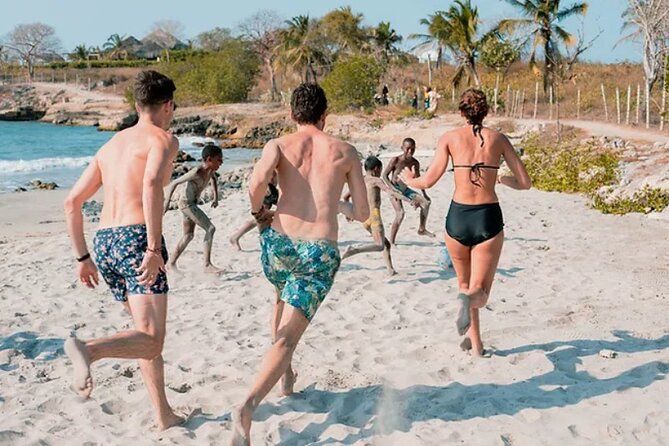 Blue Apple Beach Day: Sun, Music & Adventure from Cartagena - Arriving at Blue Apple Beach on Tierra Bomba