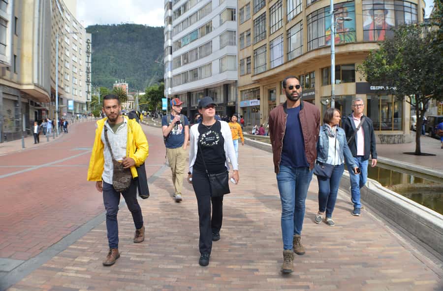Bogotá: 3-Hour Private Tour of La Candelaria - La Concordia Marketplace and the Taste of Bogotá