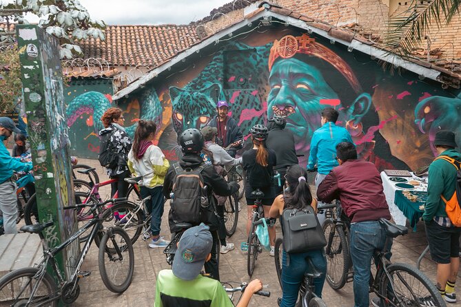 Bogotá Bike Tour with street art - Guides who add value to the ride