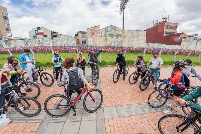 Bogotá Bike Tour with street art - Seeing Bogotá’s murals through four neighborhoods