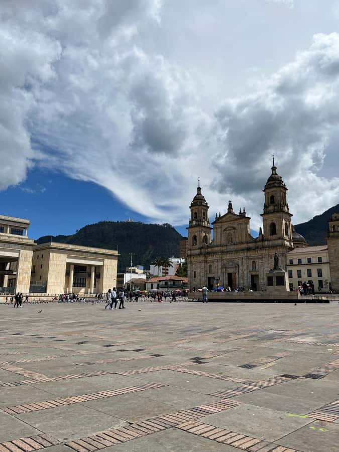 Bogotá: Candelaria Tour with Cacao and Coffee Workshop - Key things to know before you book