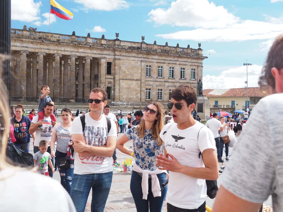 Bogotá City Tour with Monserrate, Gold and Botero Museums - Coffee with a local barista