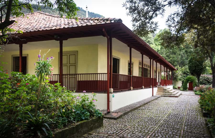 Bogotá: City Tour with Monserrate Hill, transfers and guide - What $73 includes, and what it does not