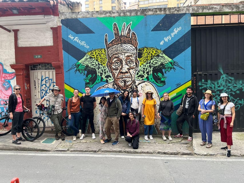 Bogotá: Graffiti Tour el mejor recorrido de arte urbano - Booking flexibility and practical planning