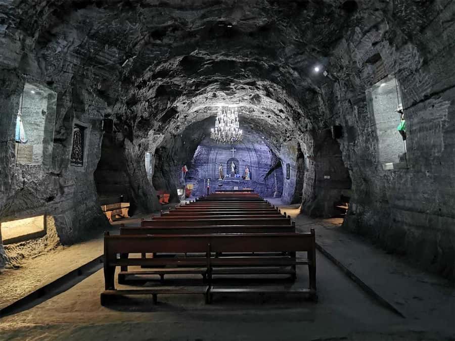 Bogota: Guatavita and Salt Cathedral Daily Group Tour - Transport, seating, and comfort