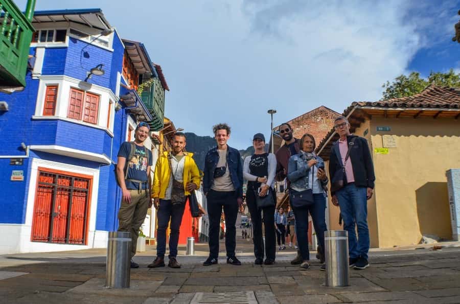 Bogotá: Guided La Candelaria Walking Tour - Why La Candelaria is the right place to begin