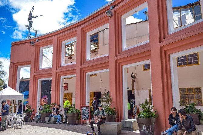 Bogotá Half Day City Tour with Monserrate hill- 6 hours - Seeing pre-colonial Colombia at the Gold Museum