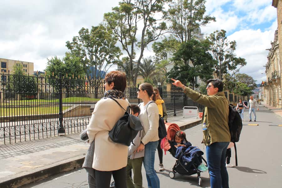 Bogota: La Candelaria Highlights Walking Tour - Practical preparation for three and a half hours