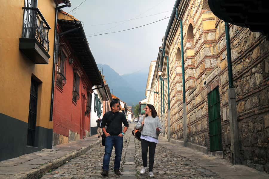 Bogota: La Candelaria Highlights Walking Tour - Why La Candelaria works best on foot