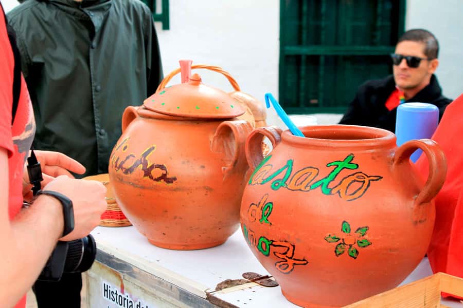 Bogota: La Candelaria Highlights Walking Tour - Teatro Colón and the stories behind the façades