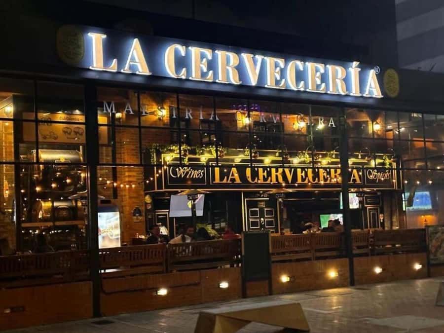 BOGOTA: Night Tour in Bogotá (Express) - Zona T and Bogotá’s late-night food scene