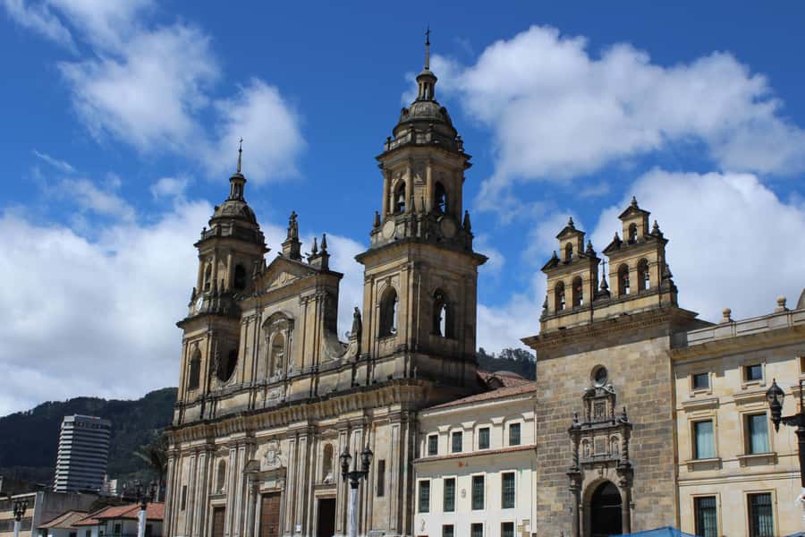 Bogotá: Private Candelaria Walking Tour and Gold Museum - Key points at a glance