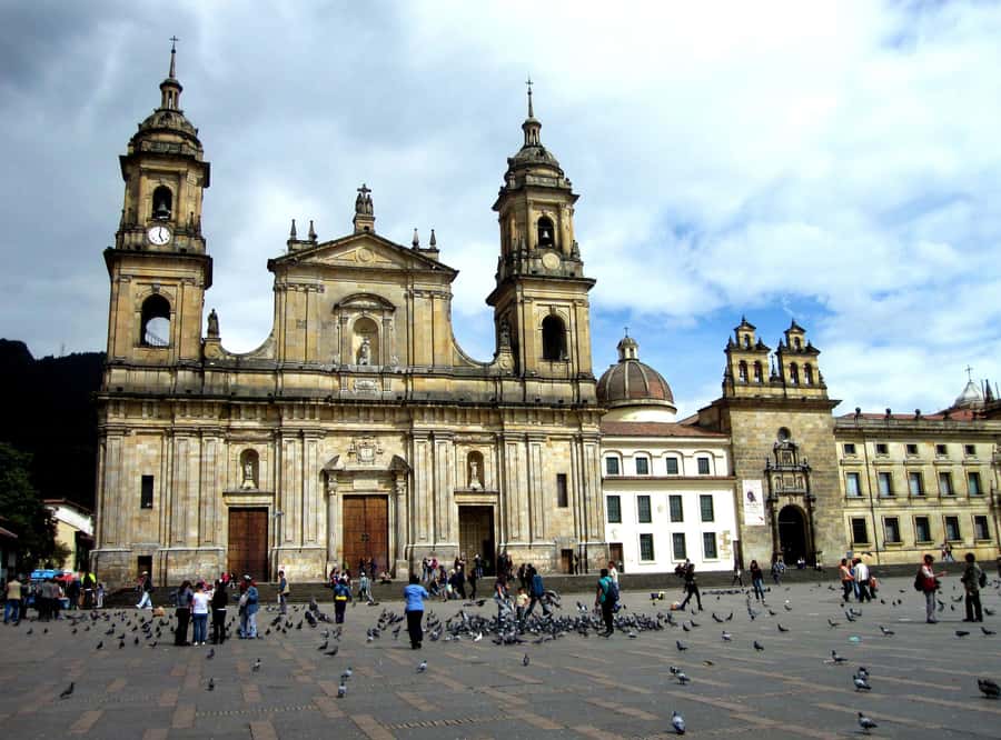 Bogotá: Private Candelaria Walking Tour with Gold Museum - Starting near the Gold Museum