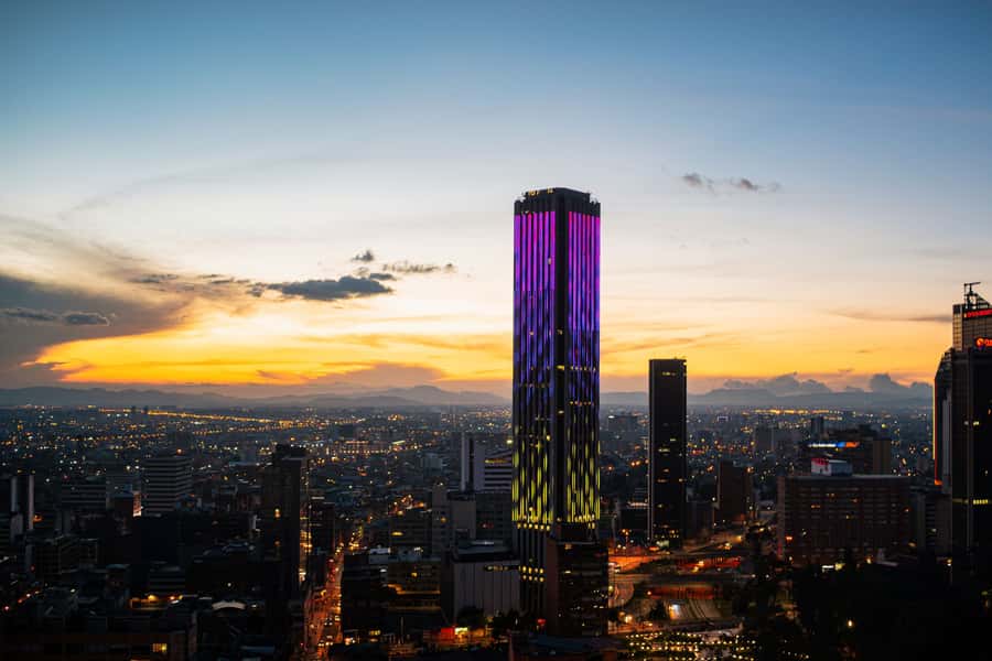 Bogota: Private custom tour with a local guide - A Private Start at Your Bogotá Hotel