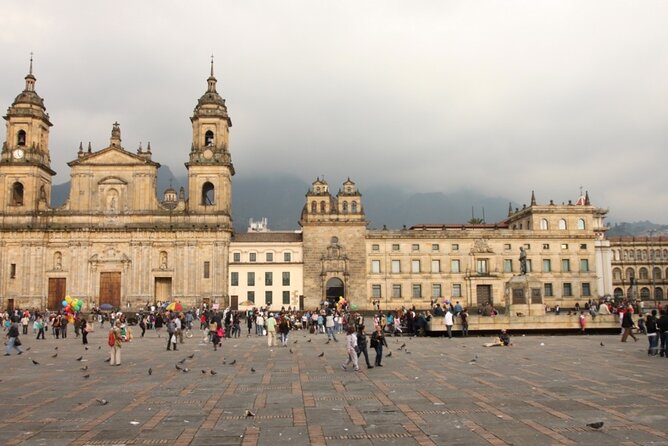 Bogota Private Tour during Airport Connection - La Candelaria and the grand center of Bogotá
