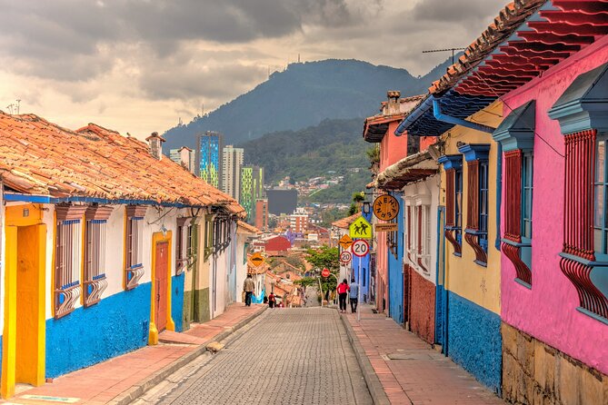 Bogota Private Tour during Airport Connection - Chorro de Quevedo, street art, and chicha