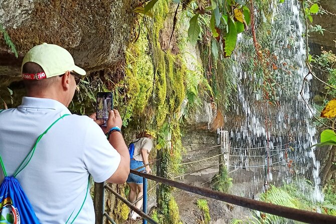 Bogota: Private Tour to La Chorrera Waterfall and Cerro Guadalupe - From Bogotá streets to Cerro Guadalupe