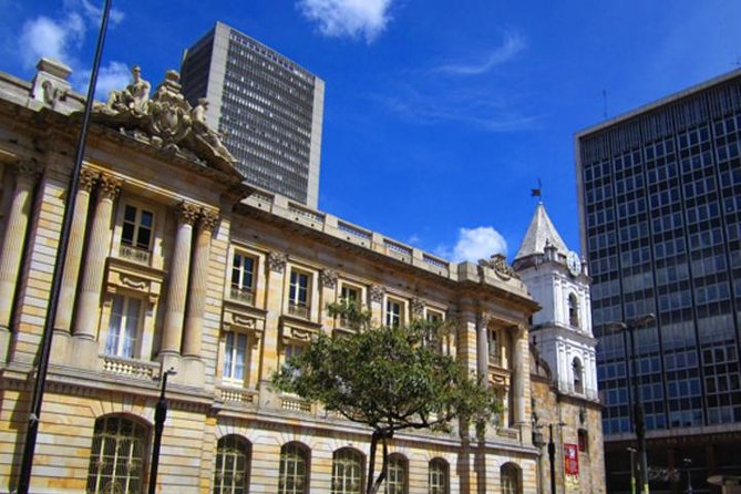Bogota Religious tour - Iglesia de San Francisco: 45 minutes for a fuller look