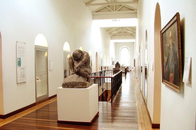 Bogota's National Museum Guided Tour with Transport - The 10:00 a.m. pickup and arrival
