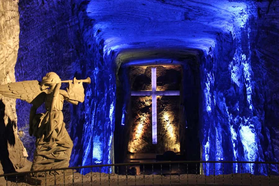 Bogota: Salt Cathedral of Zipaquira Private daily Trip - The drive from Bogotá to Zipaquirá