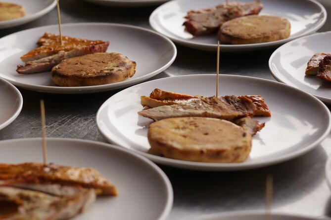 Bogota Shared Gastronomy Tour in the Historic Center - Rosario Square and La Concordia Market