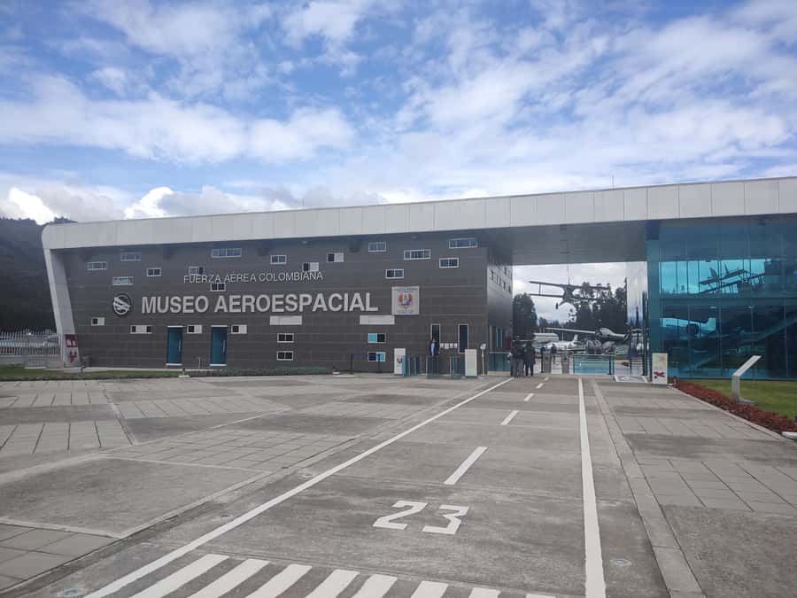 BOGOTA: Tour of Jaime Duque Park, Zoo, and Aerospace Museum - Jaime Duque Park at a glance