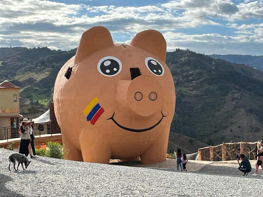 Bogota: Tour to villa de Leyva raquira casa terracota & more - Who should book this experience?