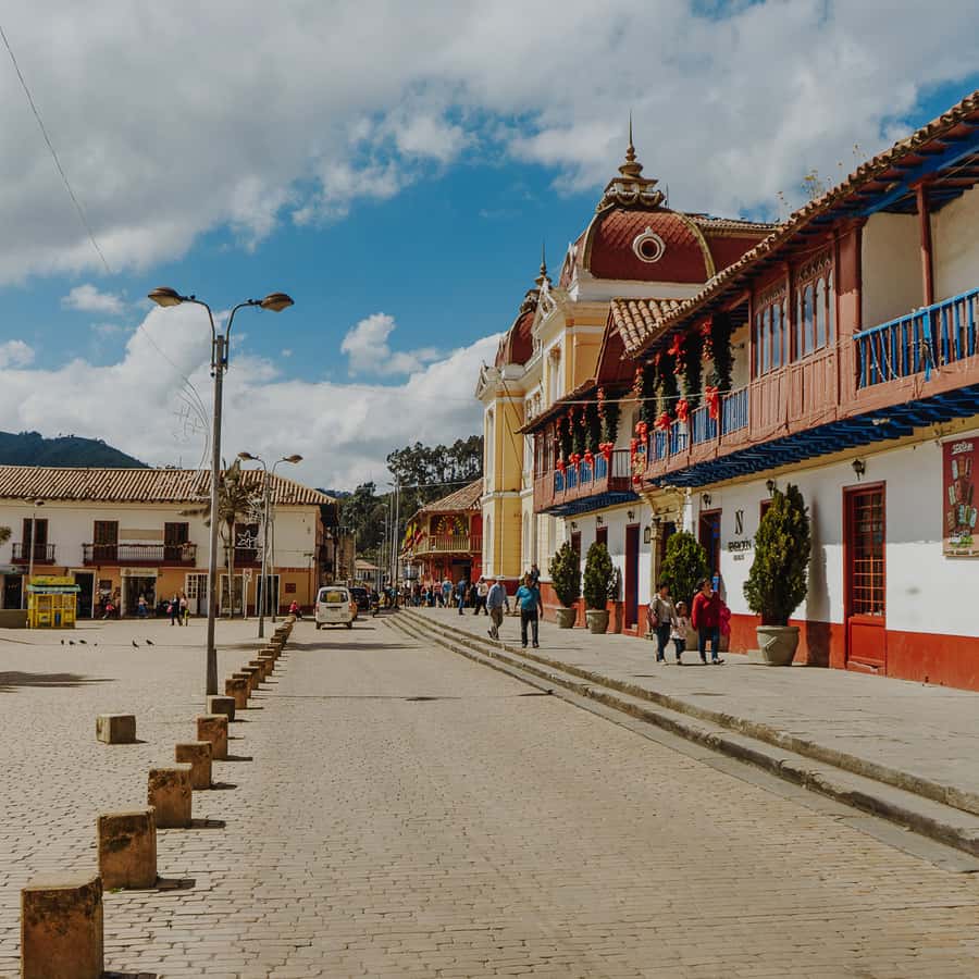 Bogota: Zipaquirá Salt Cathedral and Lake Guatavita Day Tour - Key points to know before booking